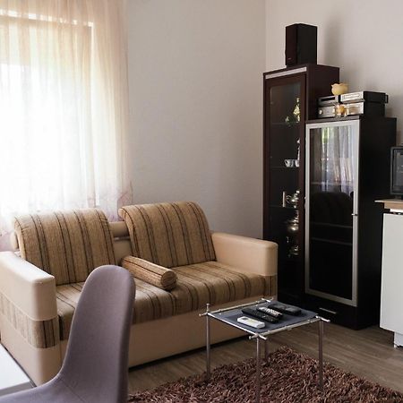 Cozy Spacious Apartment 佩奇 外观 照片