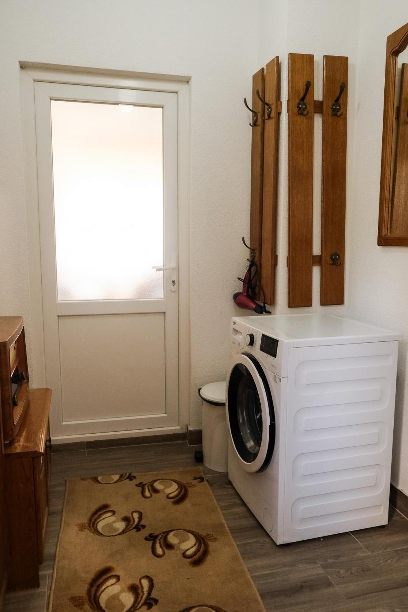 Cozy Spacious Apartment 佩奇 外观 照片